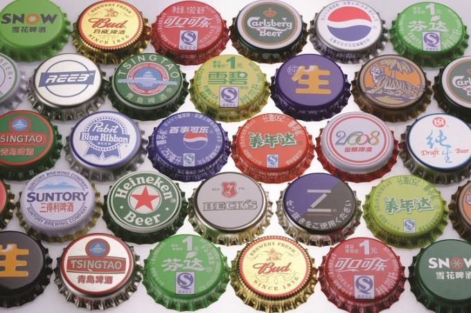 26 mm Garrafa de cerveja preta de vidro tampa de garrafas coroa de metal personalizada 0
