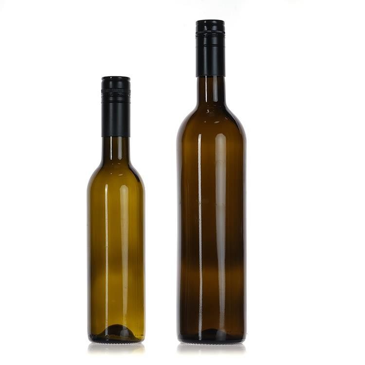 750 ml Bordeaux Glass Wine Bottle Round With Flat Bottomed Cork (Fota de vinho de vidro redonda com fundo plano de cortiça)