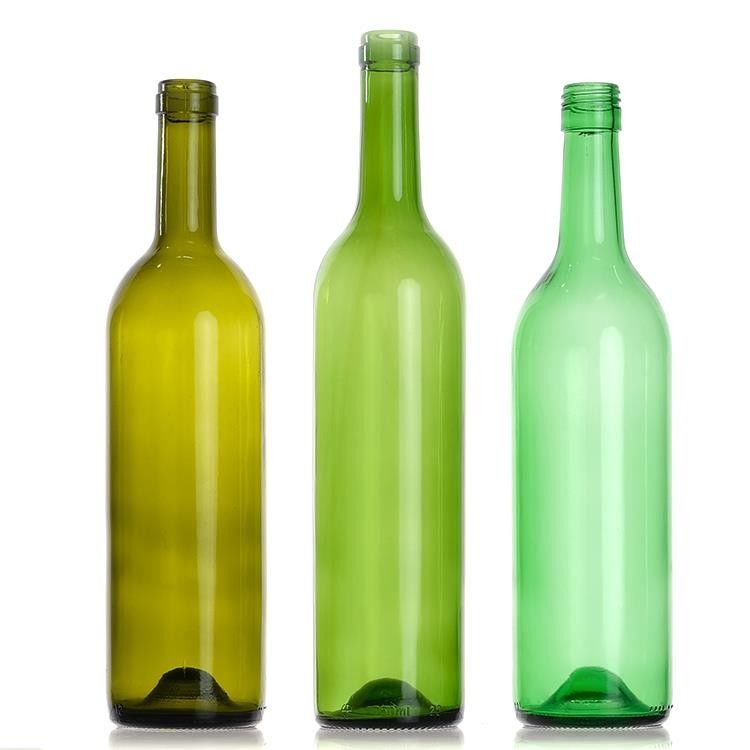 750 ml Bordeaux Glass Wine Bottle Round With Flat Bottomed Cork (Fota de vinho de vidro redonda com fundo plano de cortiça)