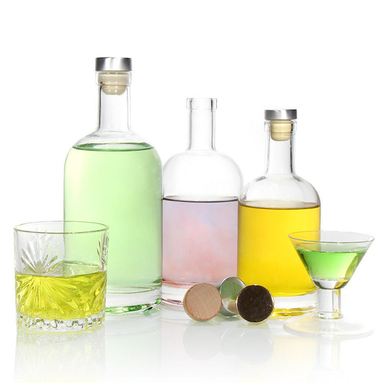 Inventário de garrafas de vidro Fornecedor 750 ml Garrafas de vidro pesado de licor para vodka