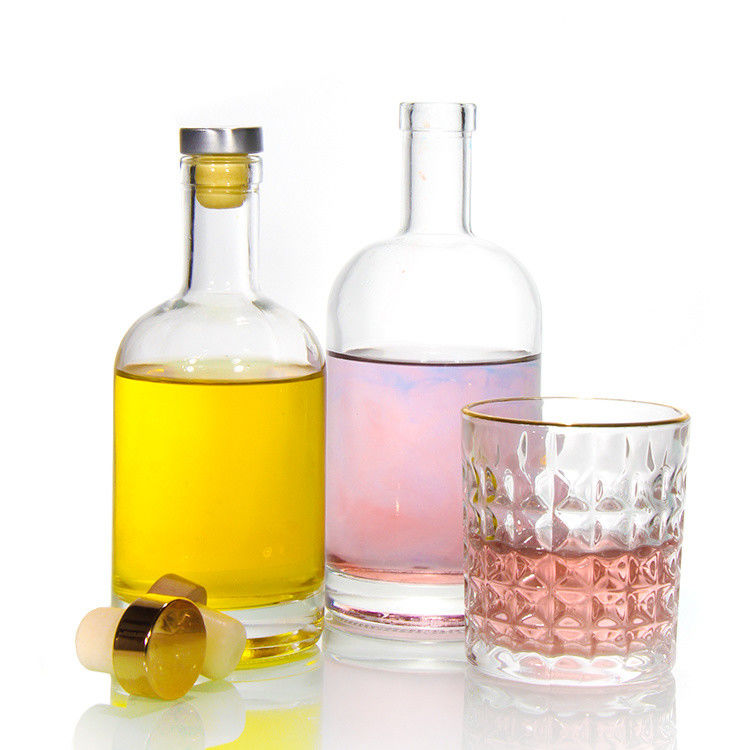 Inventário de garrafas de vidro Fornecedor 750 ml Garrafas de vidro pesado de licor para vodka