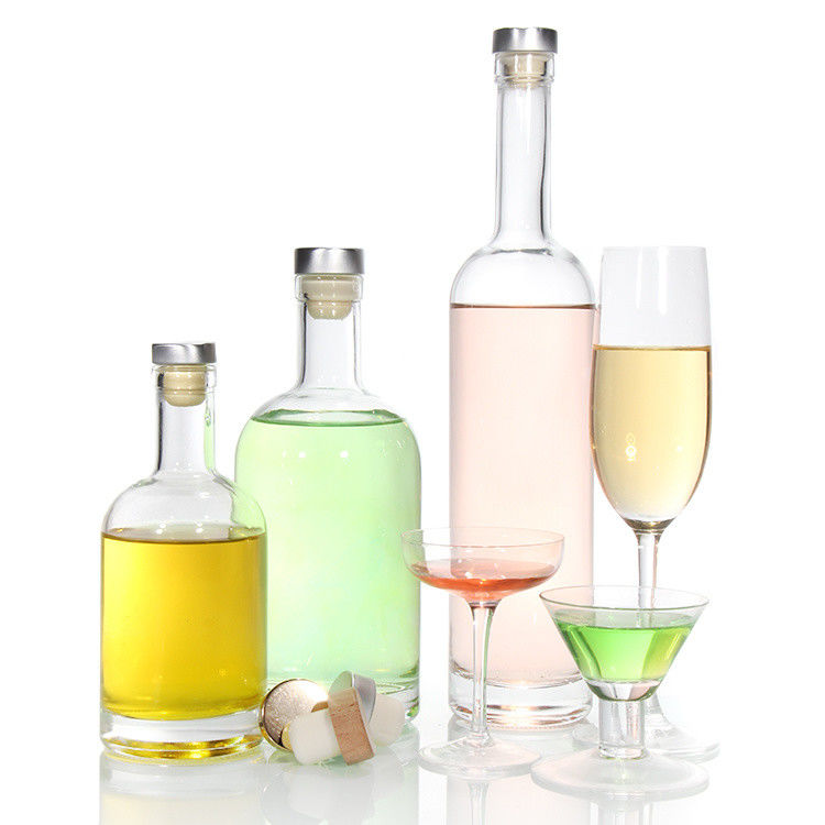 Inventário de garrafas de vidro Fornecedor 750 ml Garrafas de vidro pesado de licor para vodka