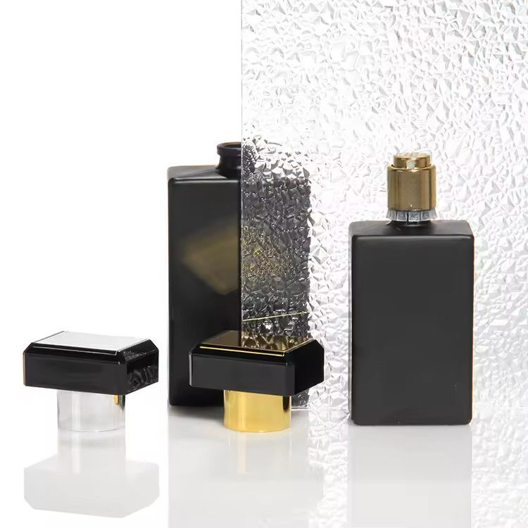 Fabricação personalizada de luxo Botelha de perfume Mulher 30ml 50ml 100ml Vidro Vazio Botelha de perfume de spray recarregável