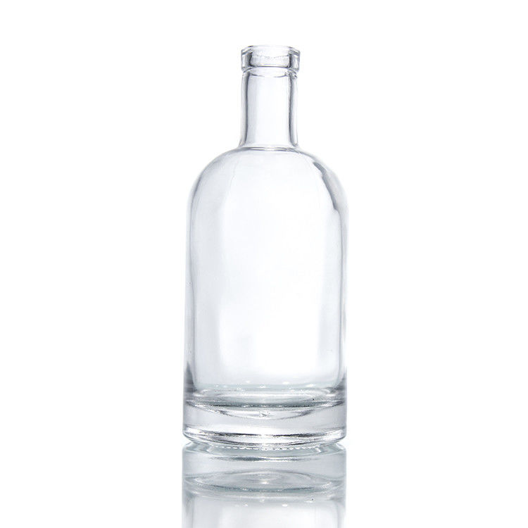 Em estoque 750ml Transparente Whiskey Spirits Glass Liquor Bottle With Cork
