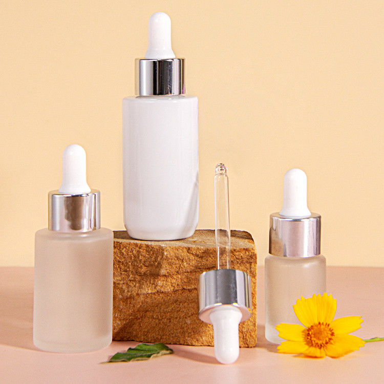 Serviços personalizados de cuidados com a pele Óleo Essencial Sérum Toner Container Loção Embalagem 5ml Cosméticos Botões de bomba de spray de vidro