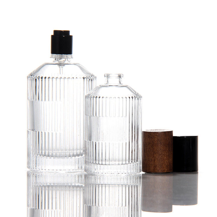 Garrafa de perfume transparente de cilindro OEM Garrafa de perfume de vidro de 50 ml com caixa de presente Pulverizador de bomba